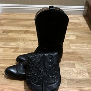 Dress quality leather boots